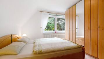 2 Schlafzimmer, Bügeleisen/Bügelbrett, WLAN, Bettwäsche