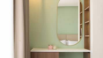 Apartment, Balcony, City View | Free WiFi