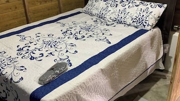 2 bedrooms, bed sheets