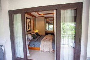 1 chambre, fer et planche à repasser, accès Internet, draps fournis