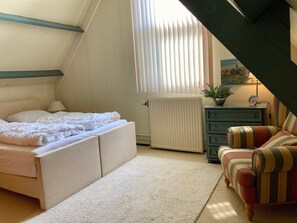 3 bedrooms, WiFi - 4 pers - Modern holiday home with garden, close the Lauwersmeer (Eanjum)