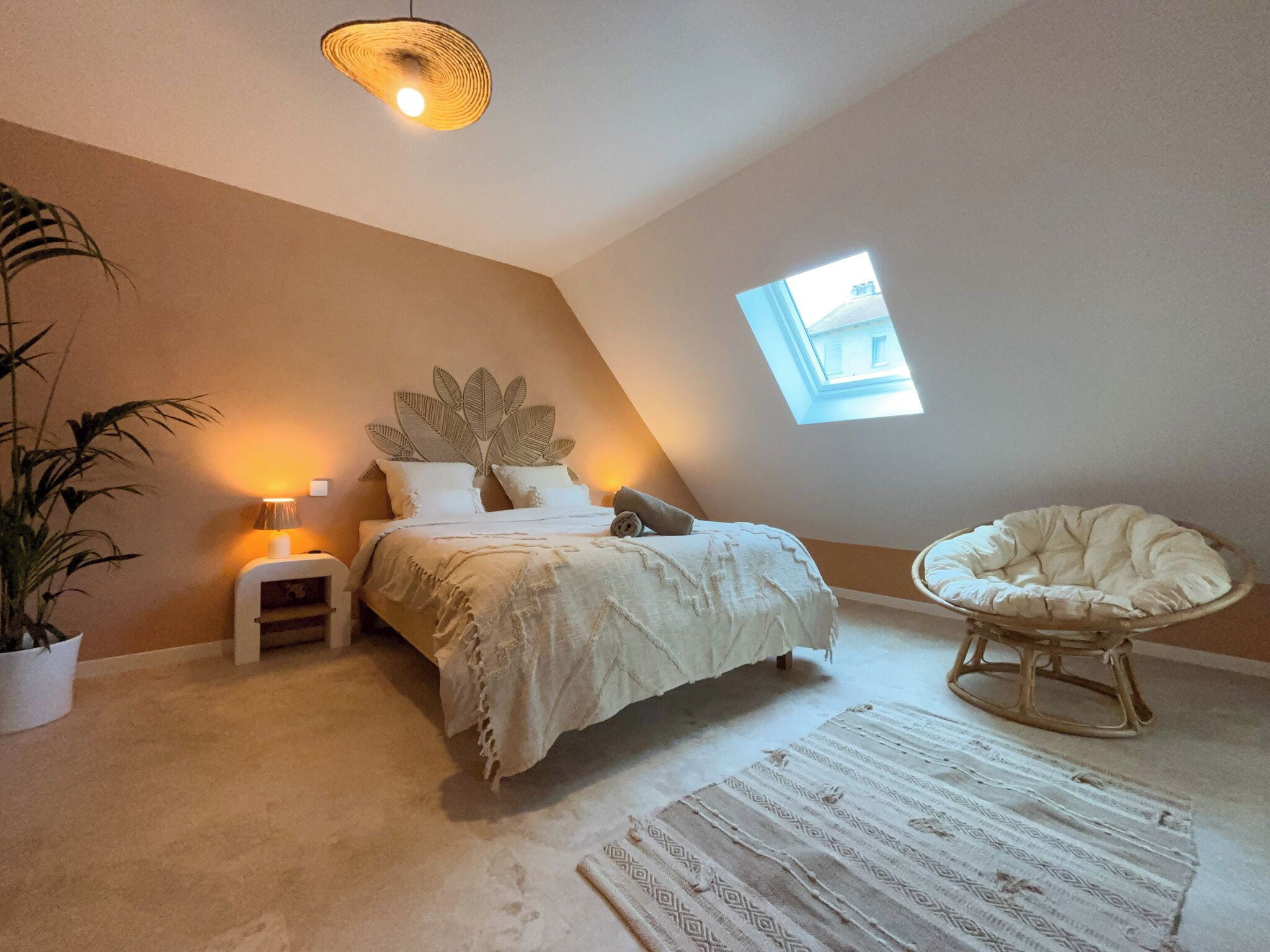 1 slaapkamer, een strijkplank/strijkijzer, wifi, beddengoed