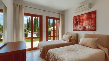 2 bedrooms, free WiFi