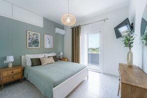 3 bedrooms, iron/ironing board, Internet, bed sheets - Villa Giota Luxury Living (rodos)