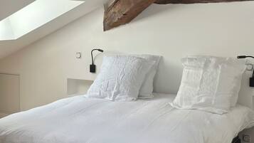 8 chambres, accĂšs Internet, draps fournis