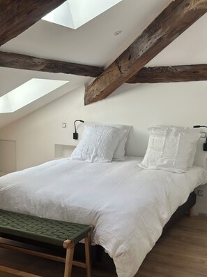 8 bedrooms, Internet, bed sheets