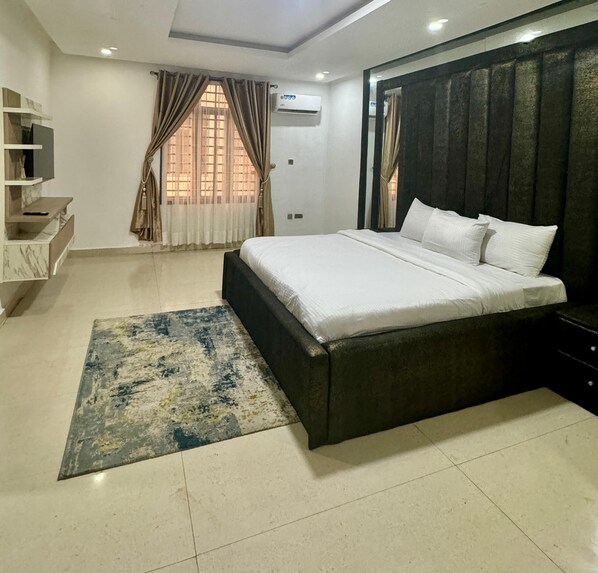 1 bedroom, iron/ironing board, Internet, bed sheets