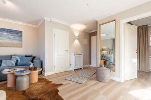 Fernseher, Stereoanlage