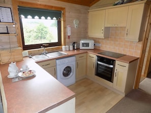House, 3 Bedrooms | Interior