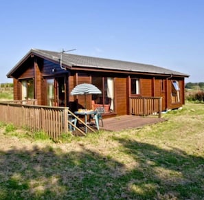 House, 3 Bedrooms | Exterior