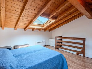 2 bedrooms, Internet