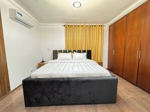 Standard Room, City View | Desk, laptop workspace, soundproofing, free WiFi - FRYBURG HOTEL AND SUITES (Lekki)