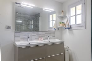 Shower, hair dryer