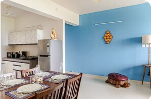 Dining - Sunrise Riverfront Stay with Private Viewpoint (Dabolim)