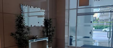Condo, 1 Bedroom, Accessible, Private Pool | Lobby