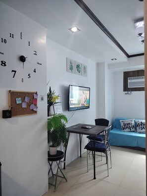 Condo, 1 Bedroom, Accessible, Private Pool | Ruang tamu