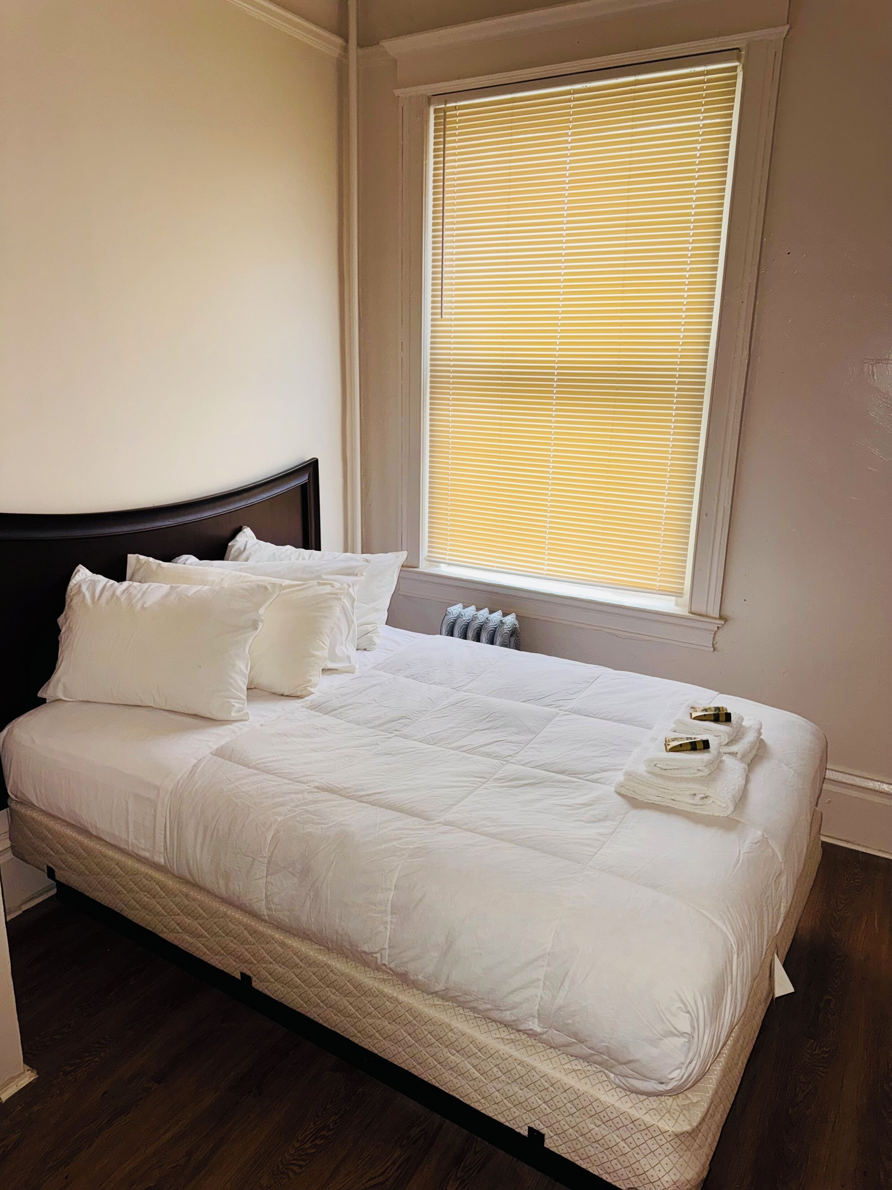 Phòng đôi cơ bản, 1 giường cỡ queen, không hút thuốc | Bộ trải giường bằng vải cotton Ai Cập, bộ đồ giường cao cấp 