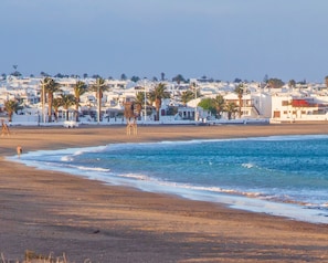 Vlak bij het strand