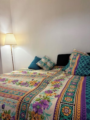 1 bedroom, Internet, bed sheets