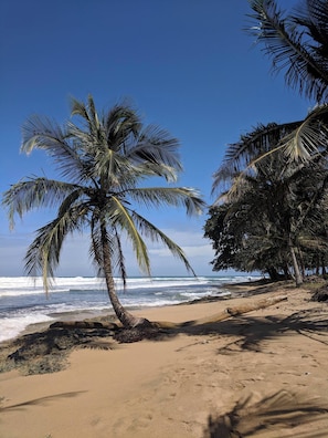 Apartamento, 2 quartos, para fumantes, sacada | Praia