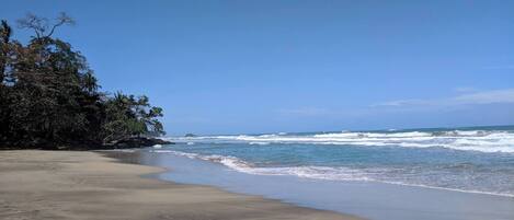Apartment, 2 Bedrooms, Smoking, Balcony | Beach
