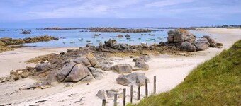 800 m from the beach, house for 6 with garden