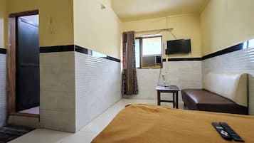Habitació doble bàsica | Escriptori i wifi gratuïta