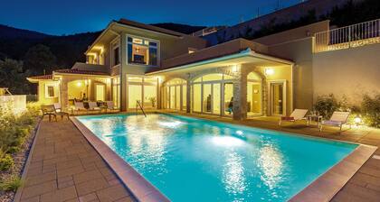 Vila Natura 4 - Opatija by Villas Guide