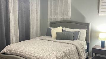 2 bedrooms, iron/ironing board, WiFi, bed sheets