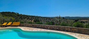 Villa Poggio al Coniglio in Suvereto with pool