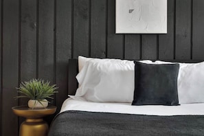 4 Schlafzimmer, Bügeleisen/Bügelbrett, Reisekinderbett, kostenloses WLAN
