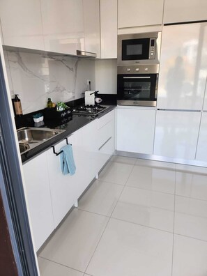 Microwave, oven, stovetop