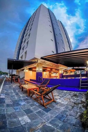 Condo, 1 Bedroom, Accessible | Living area - Modern and Spacious Condo in the Heart of Cebu City (Cebu City)