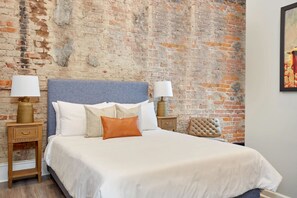 1 habitación, wifi y ropa de cama