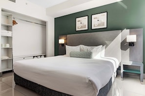 2 Schlafzimmer, Schreibtisch, Bügeleisen/Bügelbrett, WLAN