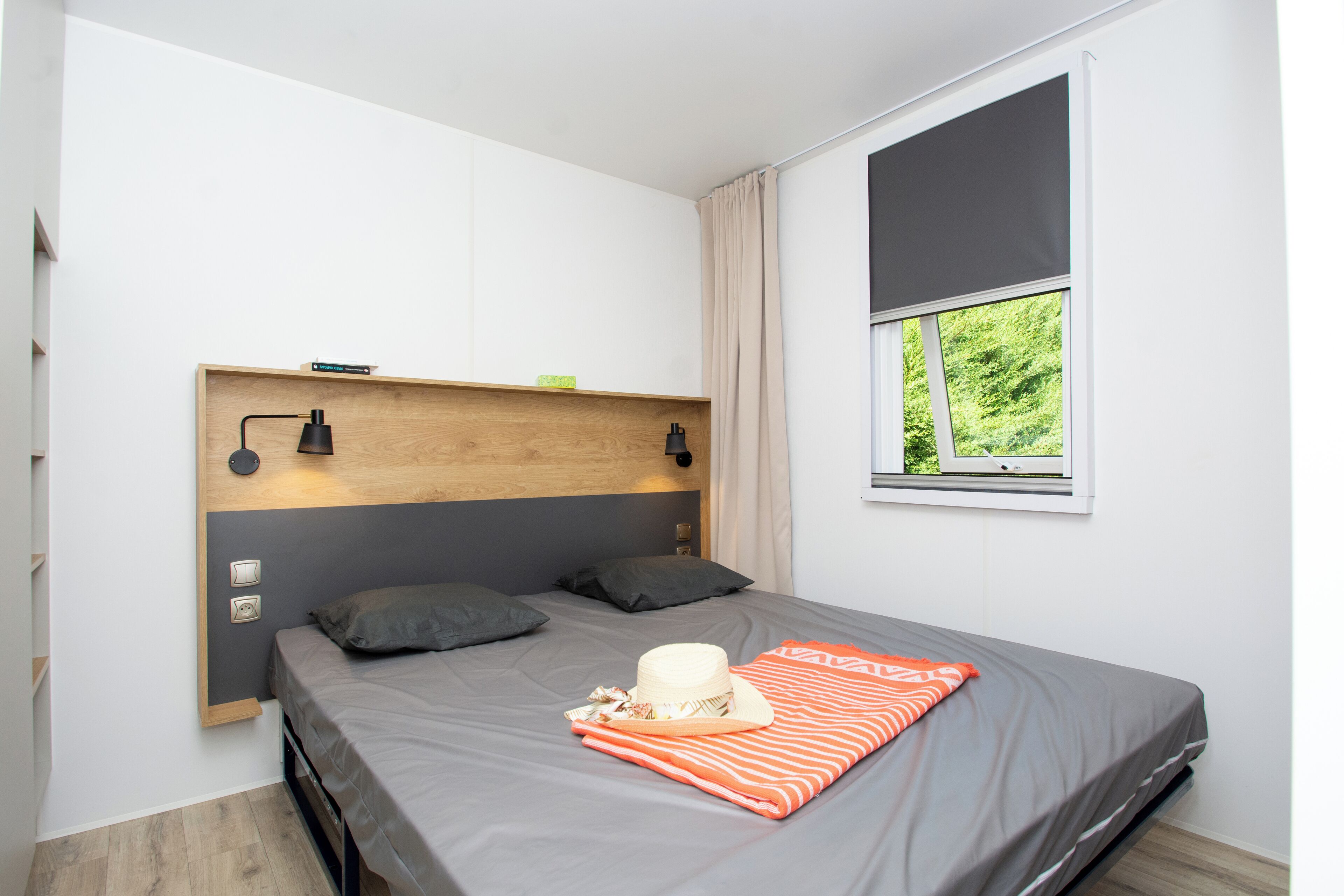 Deluxe Mobile Home | Free WiFi