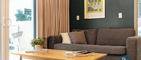 Fernseher, Arbeitsbereiche