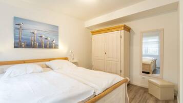 1 Schlafzimmer, Bügeleisen/Bügelbrett, Reisekinderbett, kostenloses WLAN