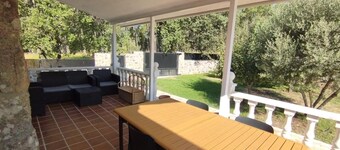 Country House 'Los Pinos' with Mountain View, Private Pool and Wi-Fi