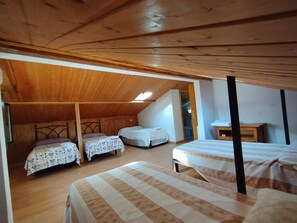 4 Schlafzimmer, Bügeleisen/Bügelbrett, WLAN, Bettwäsche