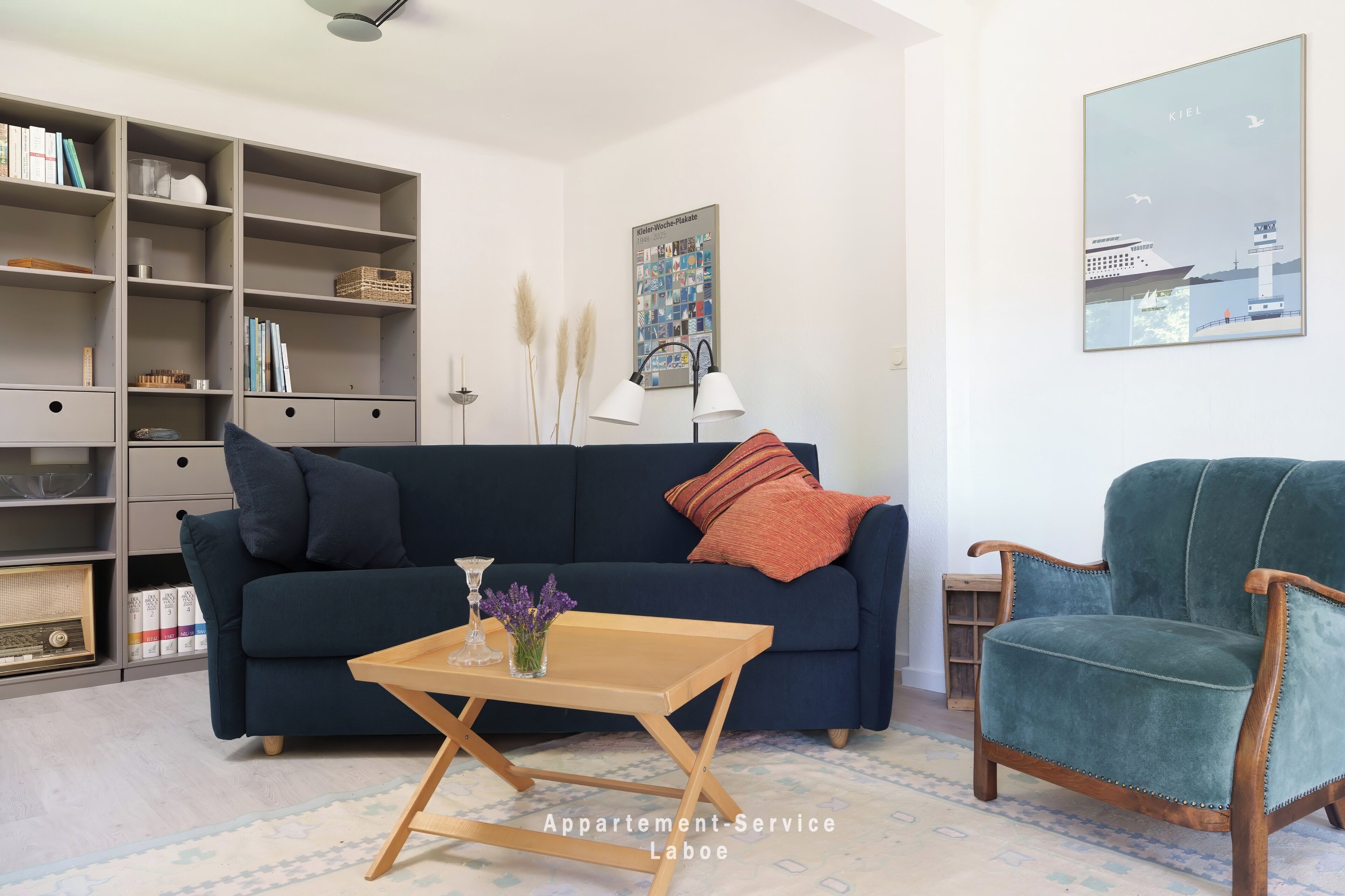 TV, mesa de pingue-pongue