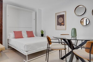 Apartment | 2 bedrooms, individually furnished, iron/ironing board - Apartment in Torremolinos Near Bajondillo Beach (Torremolinos)