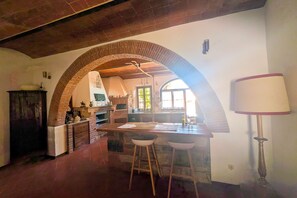 Villa | 4 bedrooms - Villa Poggio al Coniglio a Suvereto con Piscina (Suvereto)