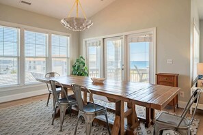 Dining - Sandstep 619 2 (Carolina Beach)