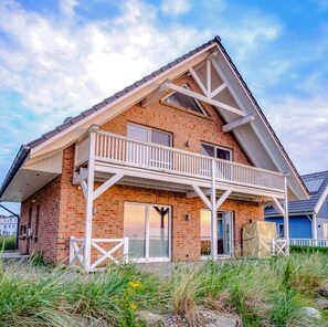 Exterior - Vacation home on the Baltic Sea, with unobstructed sea view, directly on the beach, sauna and two (Kappeln)