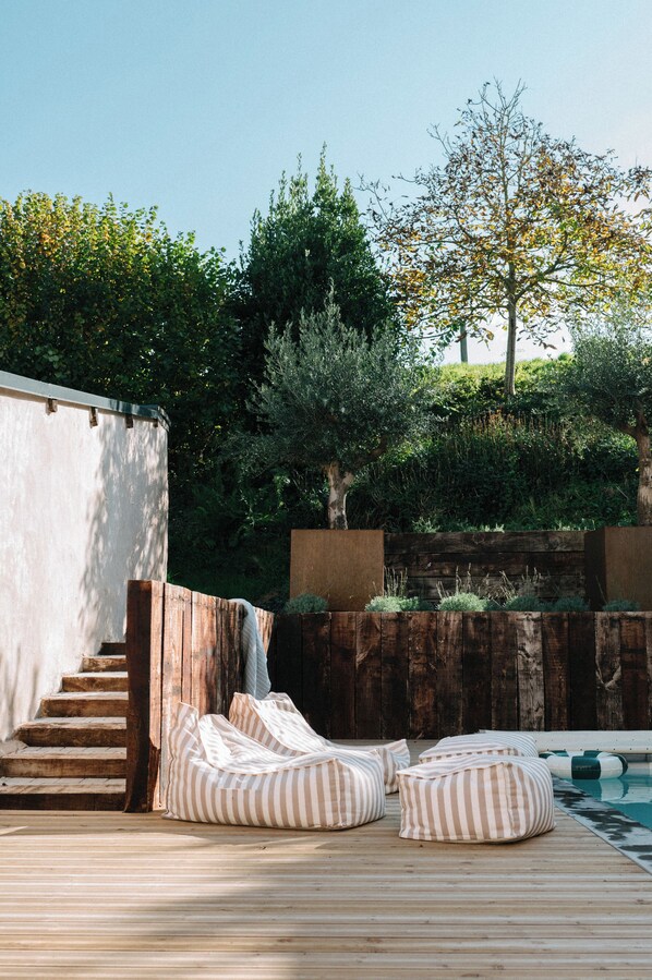 Piscine extérieure, piscine chauffée