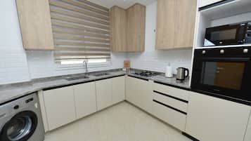 Microwave, oven