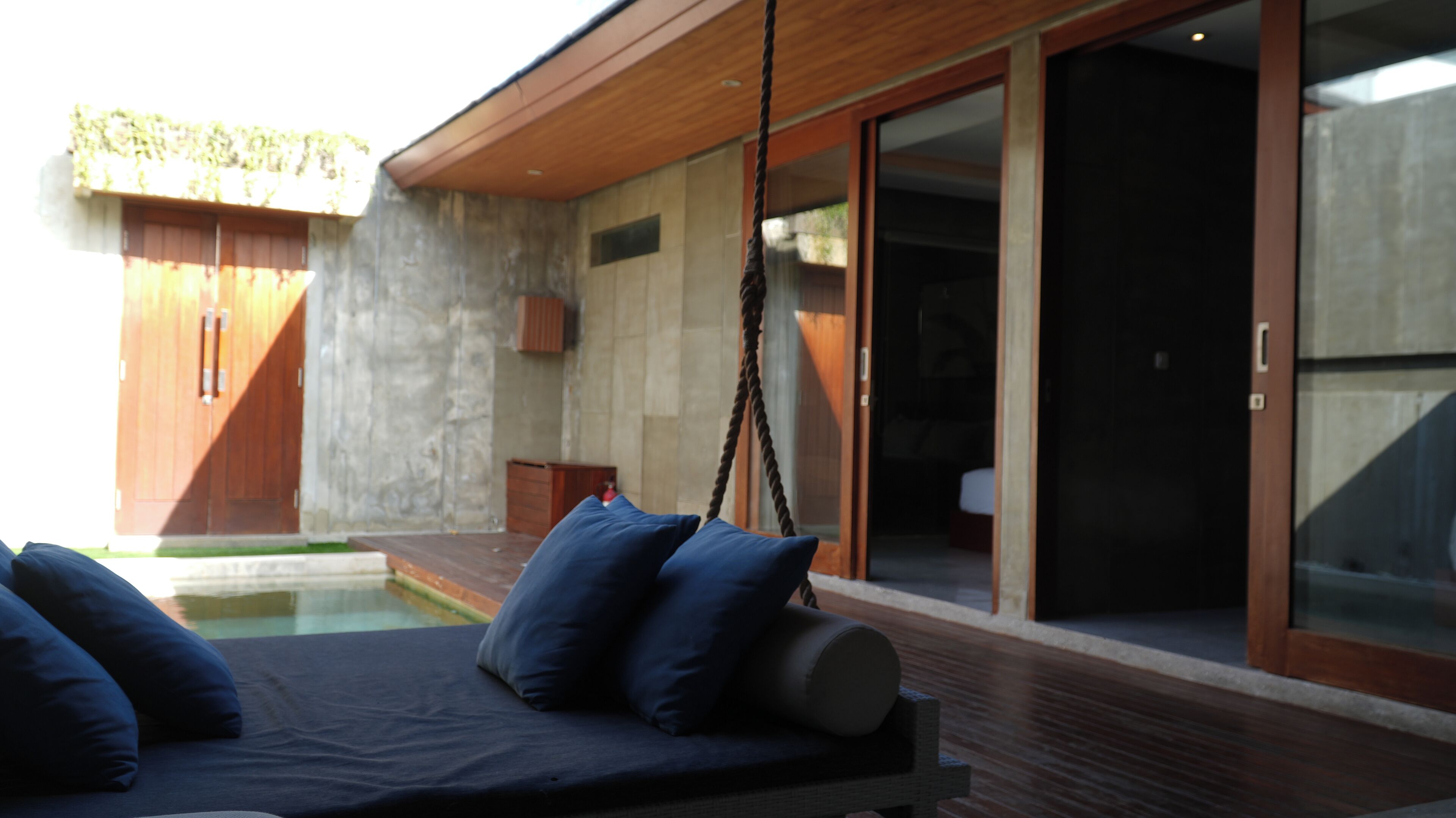 One Bedroom with Sharing Villa & Pool | Living area