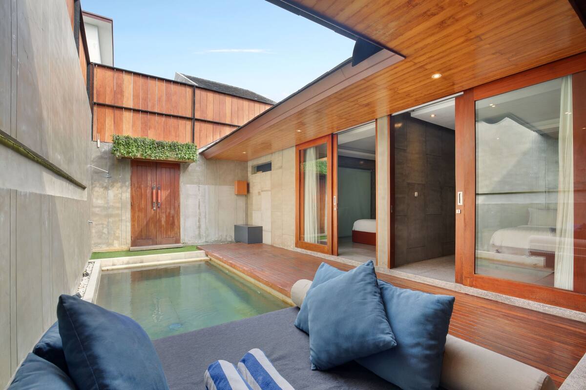 Villa Two Bedroom with Private Pool | Terrace/patio