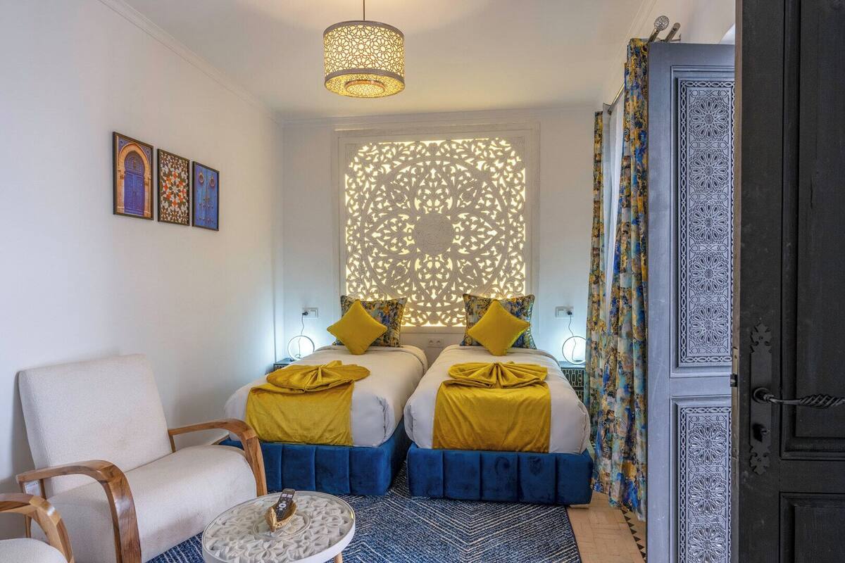 Phòng 2 giường đơn Deluxe, 2 giường đơn, không hút thuốc, máy điều hòa | Két bảo mật tại phòng, phòng cách âm, bàn ủi/dụng cụ ủi quần áo 